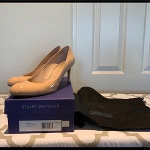 Stuart Weitzman Moody pump